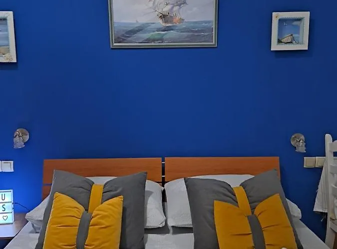 Sea View Apartment Jelsa (Hvar)